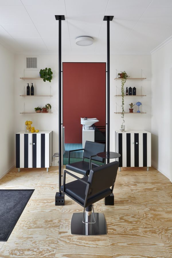 Studio for a colorist