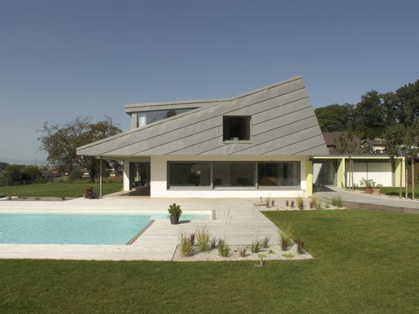 REAMENAGEMENT D’UNE VILLA AVEC PISCINE ET GARAGE ANNEXE